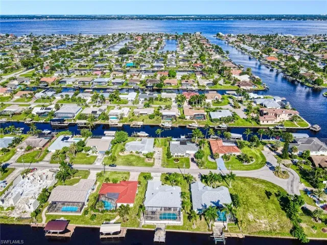 3514 Se 17th Pl, Cape Coral, Florida 33904
