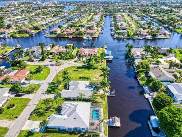 3514 Se 17th Pl, Cape Coral, Florida 33904