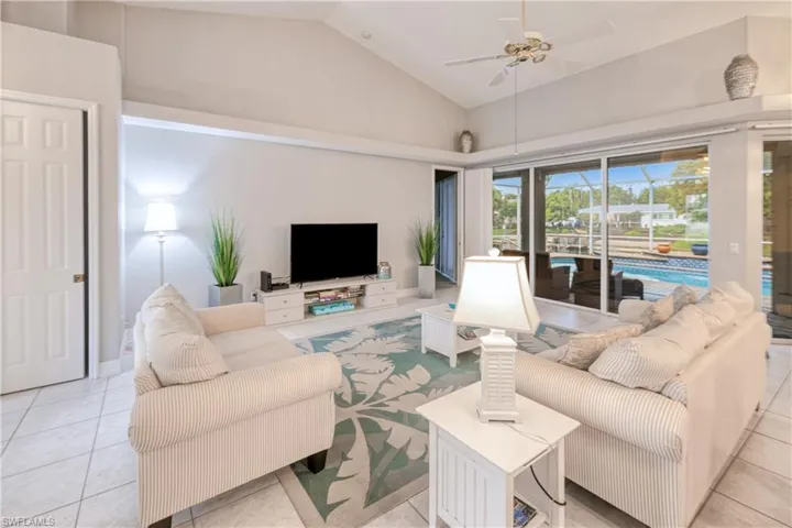 3514 Se 17th Pl, Cape Coral, Florida 33904