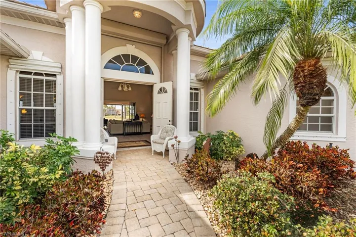 11362  Royal Tee  CIR, Cape Coral, FL 33991