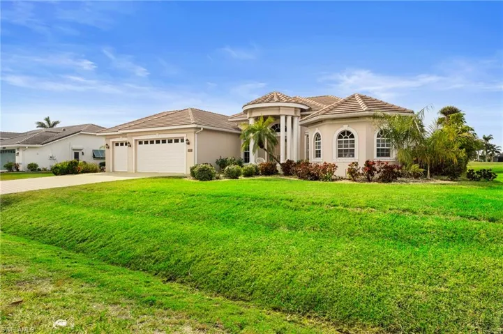 11362  Royal Tee  CIR, Cape Coral, FL 33991