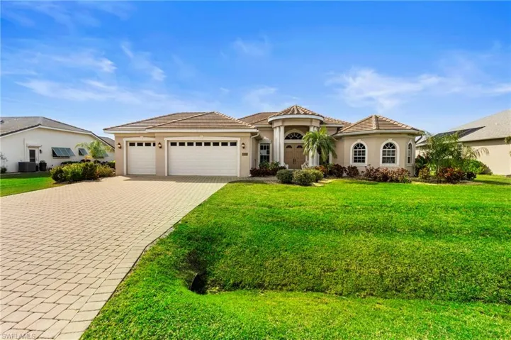 11362  Royal Tee  CIR, Cape Coral, FL 33991