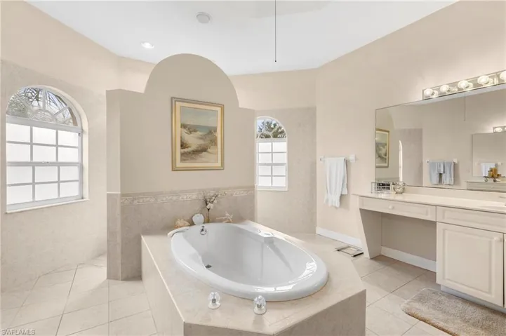 11362  Royal Tee  CIR, Cape Coral, FL 33991