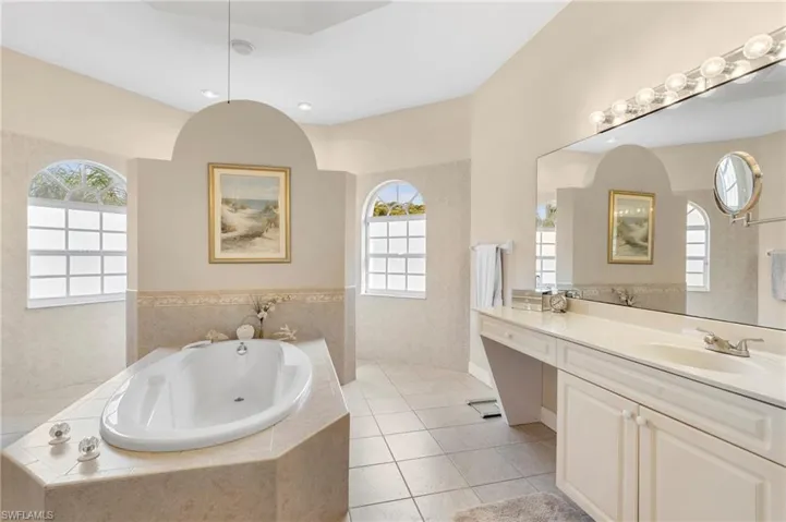 11362  Royal Tee  CIR, Cape Coral, FL 33991