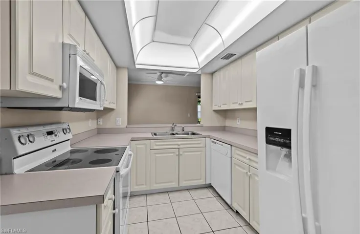 7105 Quail Run Ct W 2, Fort Myers, Florida 33908