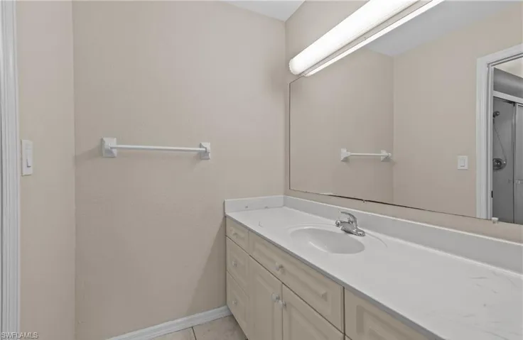 7105 Quail Run Ct W 2, Fort Myers, Florida 33908
