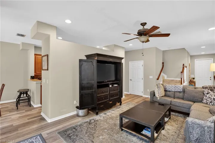 20552  Larino  LOOP, Estero, FL 33928