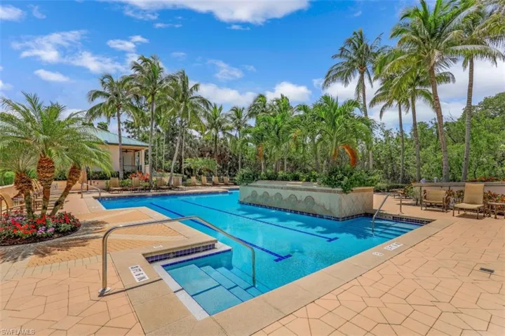 Calypso Club pool and hot tub