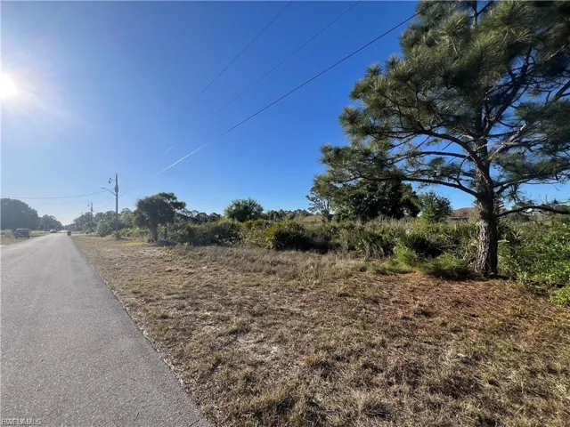 2706 49th St W, Lehigh Acres, Florida 33971
