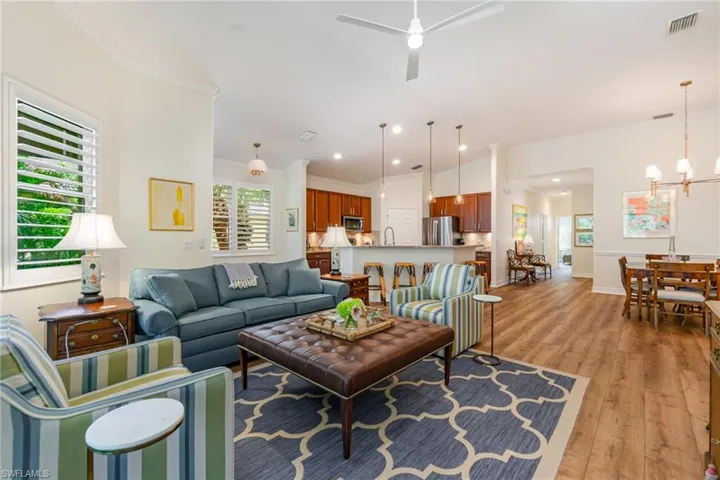 2001 Tarpon Bay Dr N # 202, Naples, Florida 34119