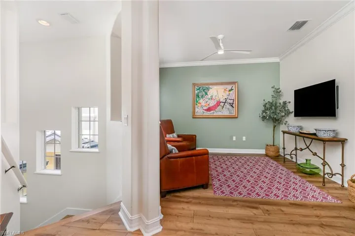 2001 Tarpon Bay Dr N # 202, Naples, Florida 34119