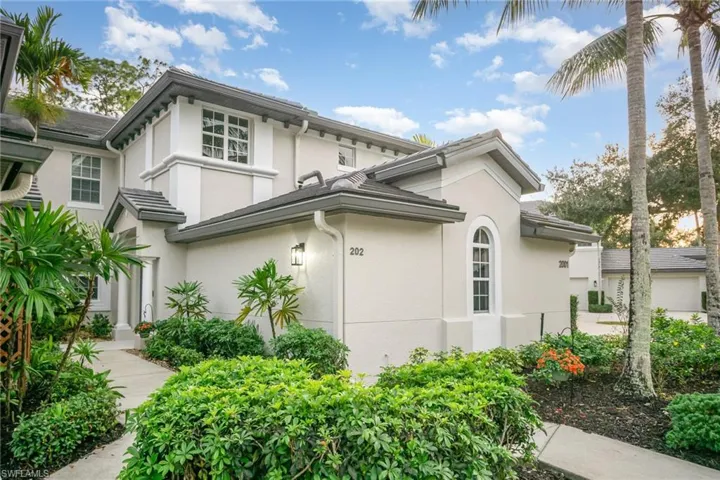 2001 Tarpon Bay Dr N # 202, Naples, Florida 34119