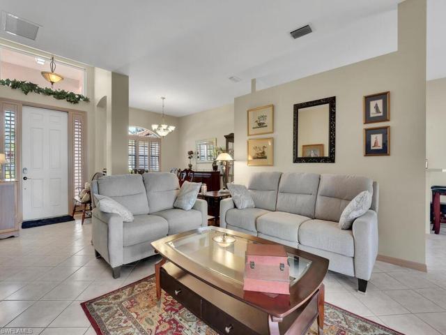 3471  Ocean Bluff  CT, Naples, FL 34120