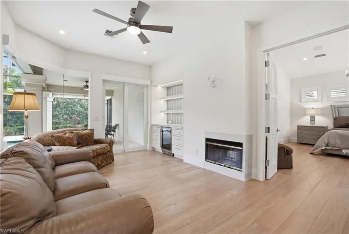 328 Sedgwick Ct, Naples, Florida 34108