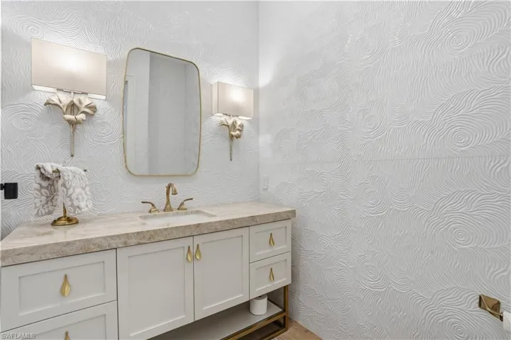 328 Sedgwick Ct, Naples, Florida 34108