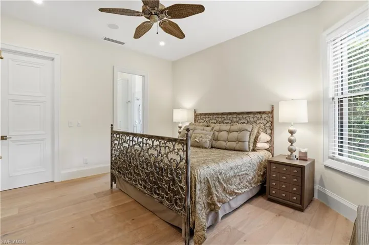 328 Sedgwick Ct, Naples, Florida 34108