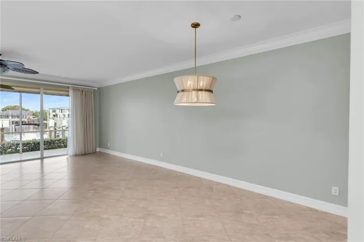 210 Waterside Cir 101, Marco Island, Florida 34145