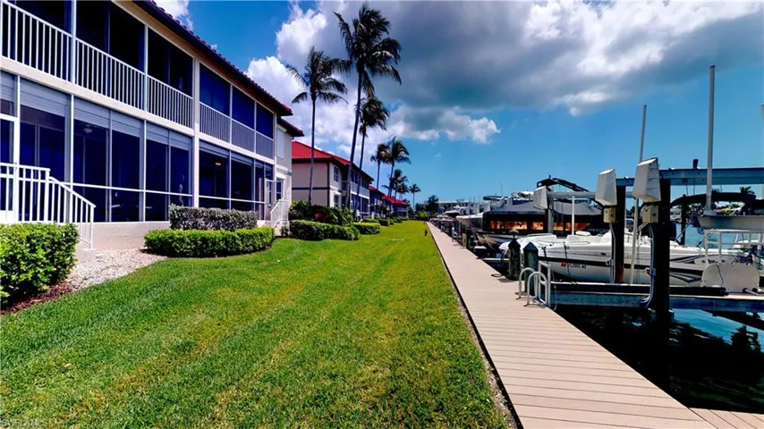 210 Waterside Cir 101, Marco Island, Florida 34145