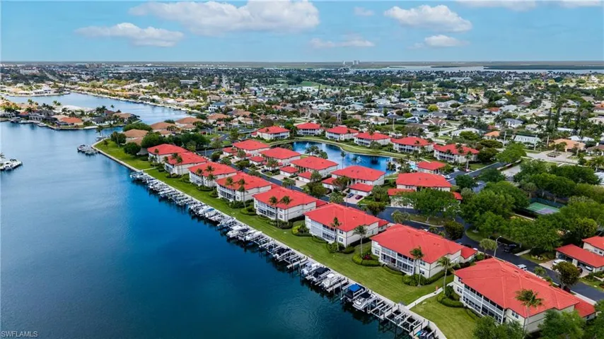 210 Waterside Cir 101, Marco Island, Florida 34145
