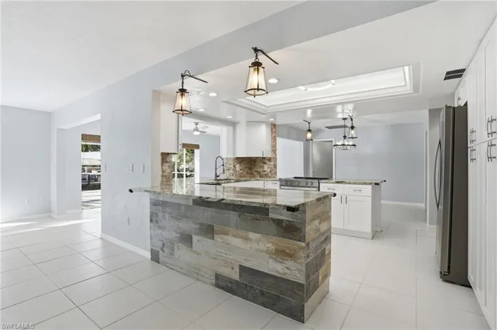 Open Kitchen