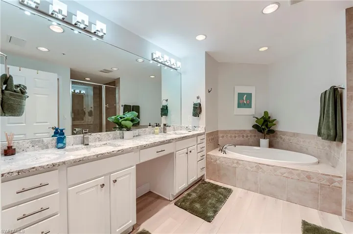 22604 Island Pines Way 2304, Fort Myers Beach, Florida 33931