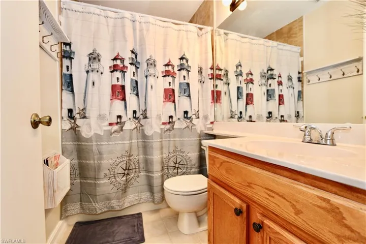 2nd Bathroom