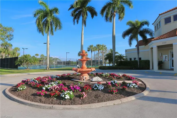7730  Jewel  LN, Naples, FL 34109