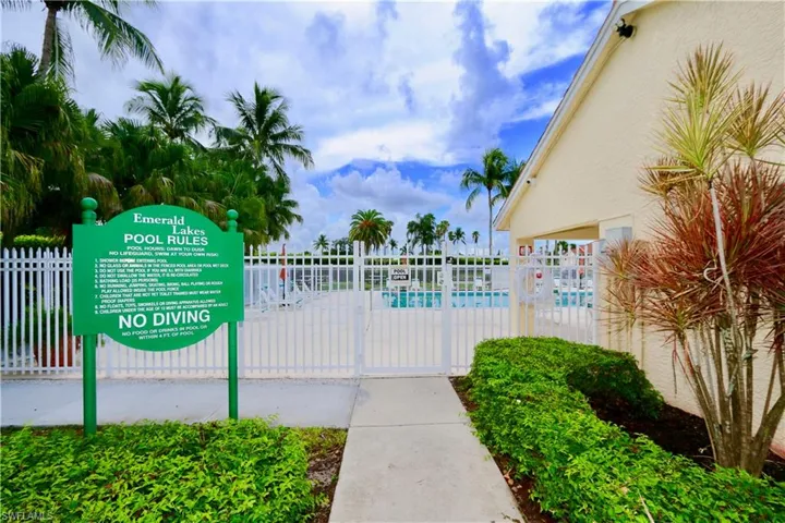 7730  Jewel  LN, Naples, FL 34109