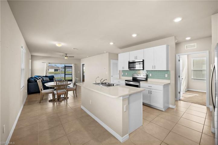 8809  Swell Brooks  CT, North Fort Myers, FL 33917