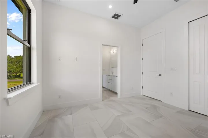 17200  Mint  LN, Punta Gorda, FL 33955
