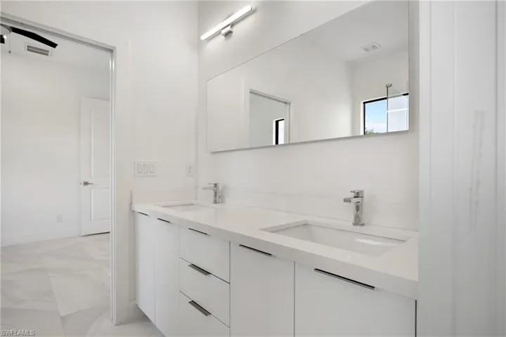 17200  Mint  LN, Punta Gorda, FL 33955