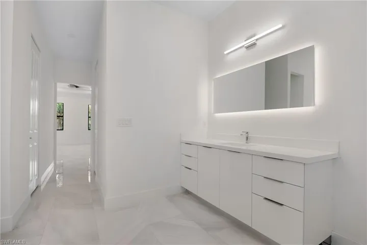 17200  Mint  LN, Punta Gorda, FL 33955