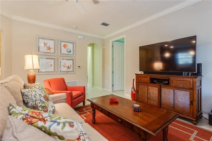 9082 Capistrano St N 48-5, Naples, Florida 34113