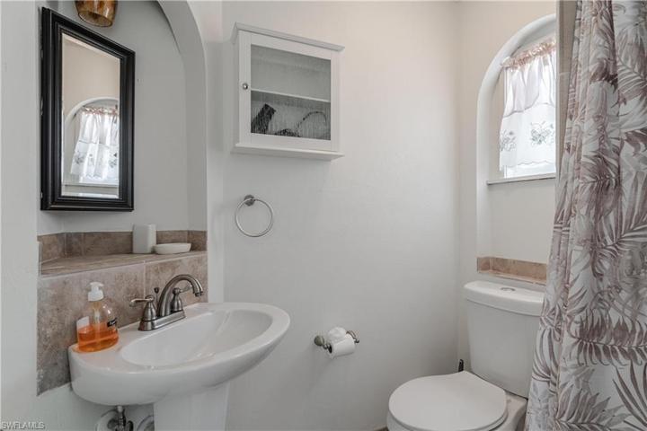 Full Bathroom on Main Level