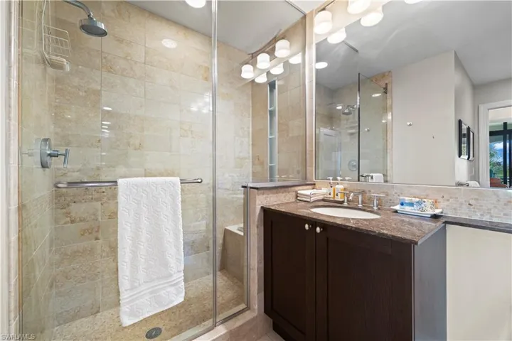 9115 Strada Pl 5314, Naples, Florida 34108