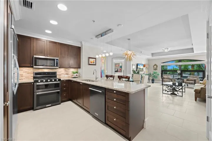 9115 Strada Pl 5314, Naples, Florida 34108