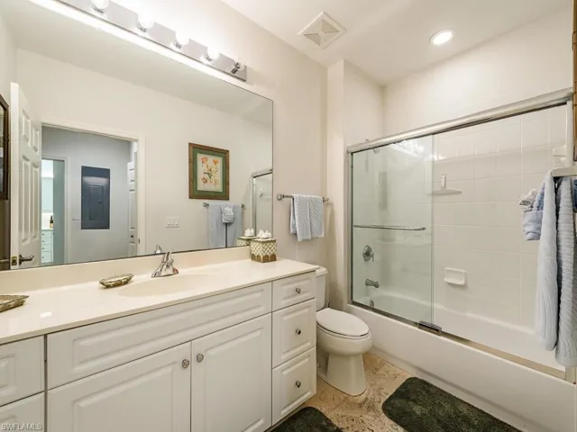 410  Bayfront  PL, Naples, FL 34102