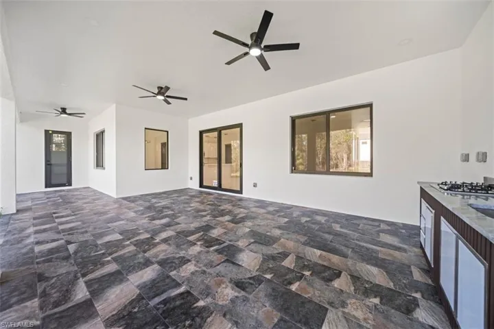 809 Magnolia Ave, Lehigh Acres, Florida 33972
