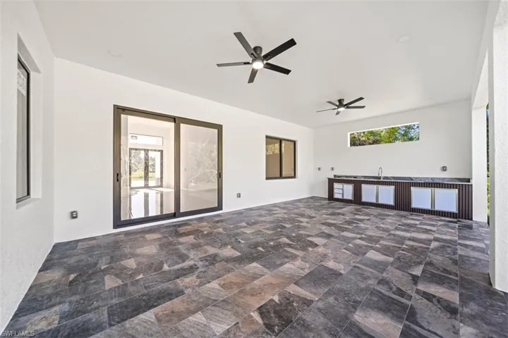 809 Magnolia Ave, Lehigh Acres, Florida 33972