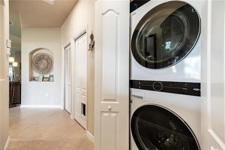 3131  Sea Trawler  BEND, North Fort Myers, FL 33903