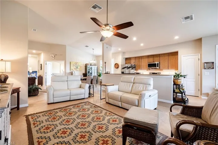 3131  Sea Trawler  BEND, North Fort Myers, FL 33903