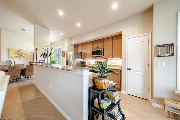 3131  Sea Trawler  BEND, North Fort Myers, FL 33903