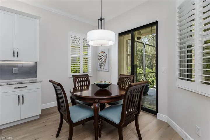 6495 Waverly Green Way, Naples, Florida 34110