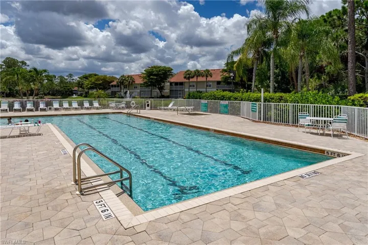 6495 Waverly Green Way, Naples, Florida 34110