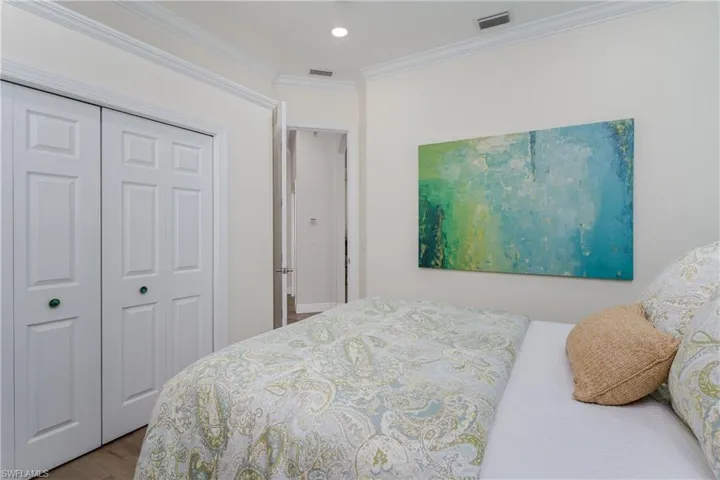 6495 Waverly Green Way, Naples, Florida 34110