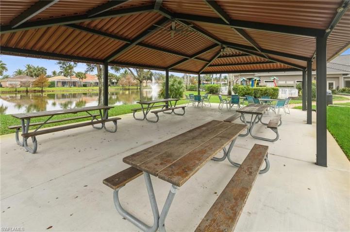 14110 Winchester CT # 1302, NAPLES FL 34114