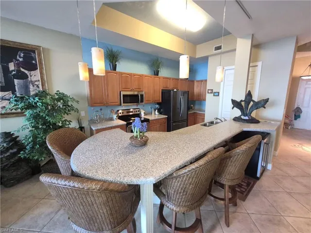 2797 First St 2002, Fort Myers, Florida 33916