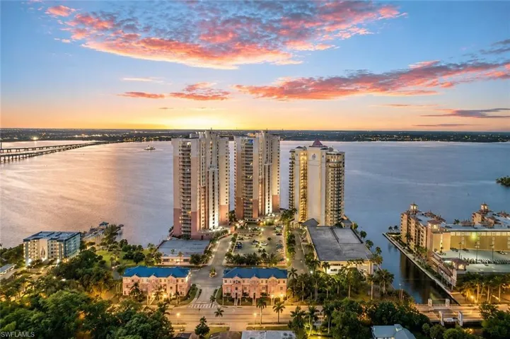 2797 First St 2002, Fort Myers, Florida 33916