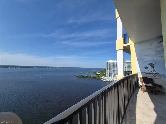 2797 First St 2002, Fort Myers, Florida 33916