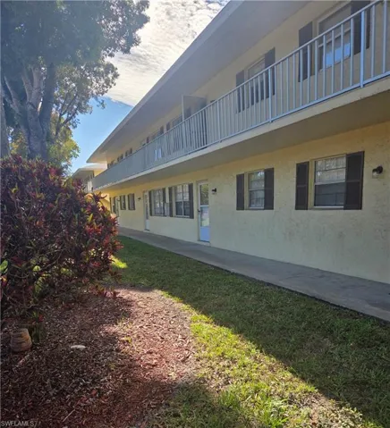 3325  Airport N RD, Naples, FL 34105